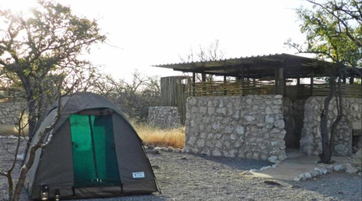 Mopane Village Lodge