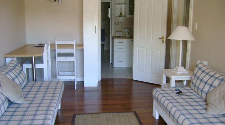 Pollok Guest Lodge