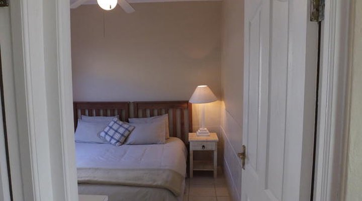 Pollok Guest Lodge
