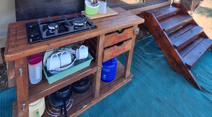 Thorn Tree Bush Camp - Accommodation