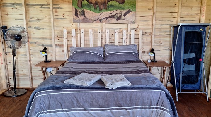 Thorn Tree Bush Camp - Accommodation