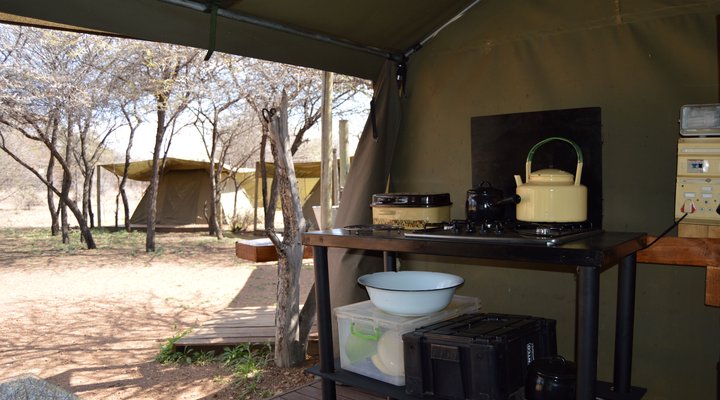 Thorn Tree Bush Camp - Accommodation