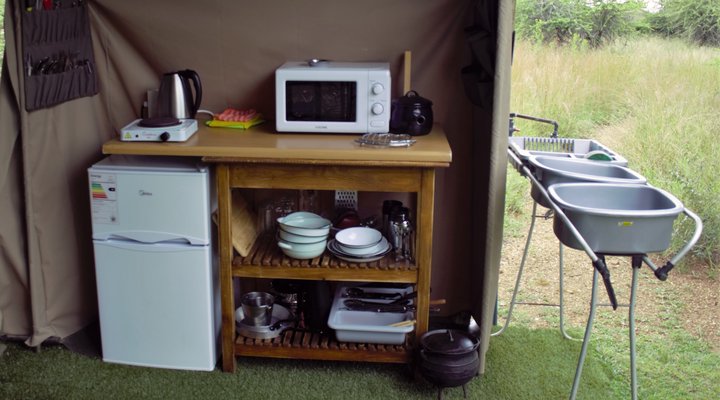 Thorn Tree Bush Camp - Accommodation