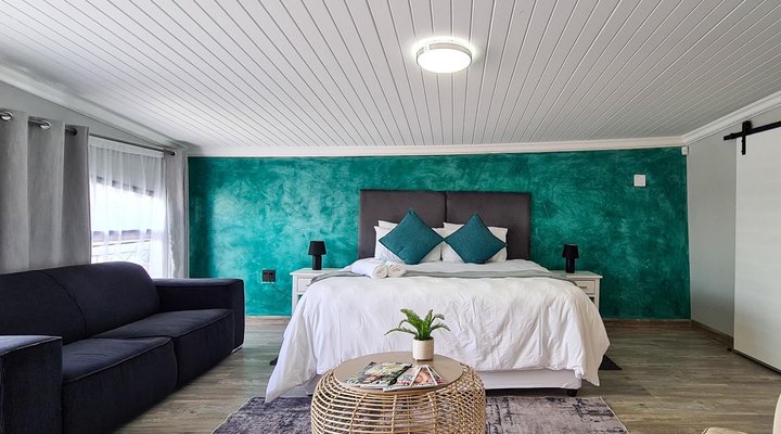 Vincent Valley Lodge