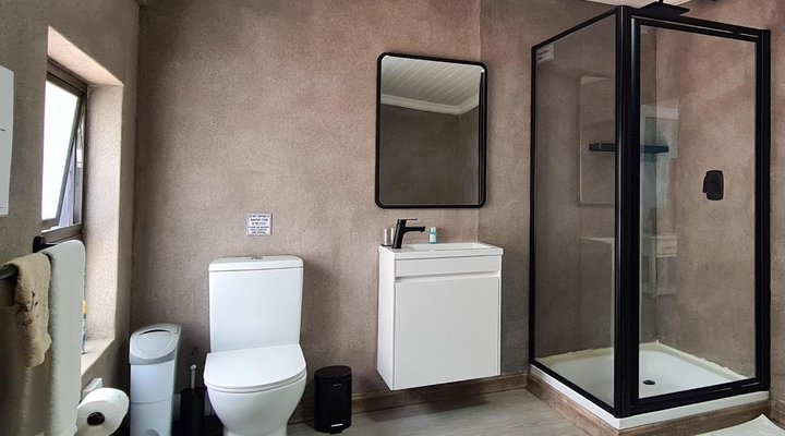 Vincent Valley Lodge