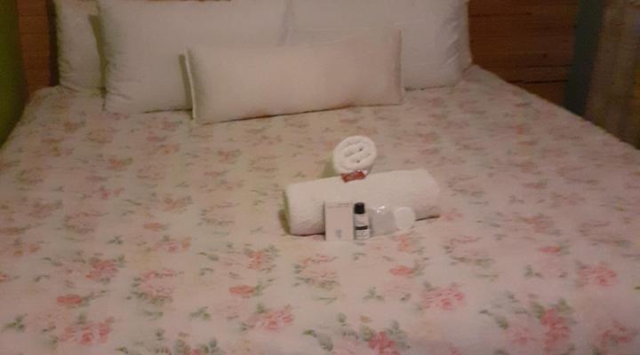 Mohalalitoe Bed & Breakfast