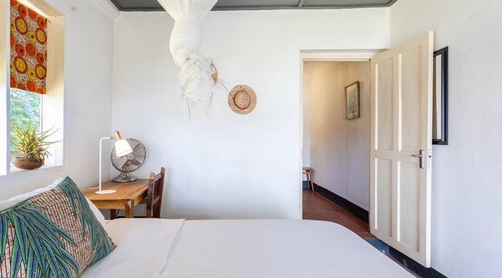 Monkey Bay Beach Lodge