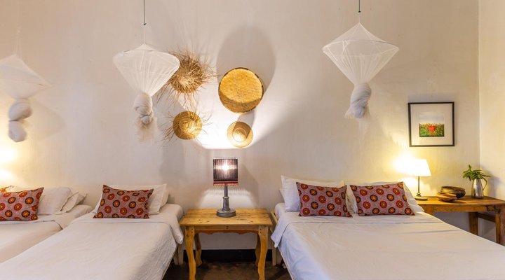 Monkey Bay Beach Lodge