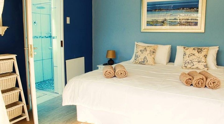 Aqua View Riverside Guest House