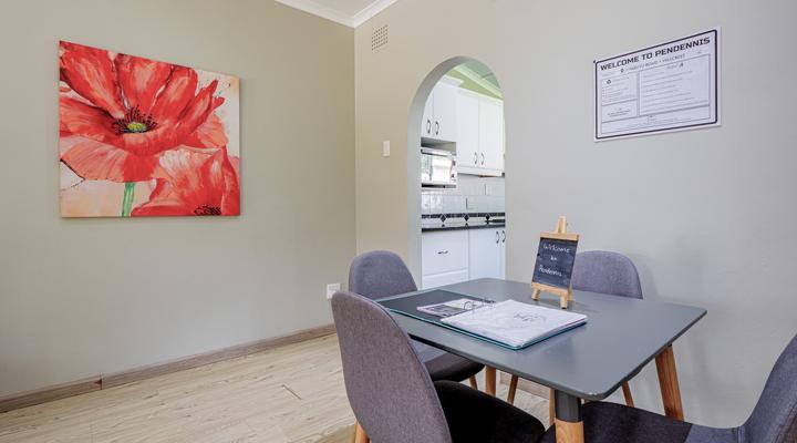 Pendennis, Hillcrest