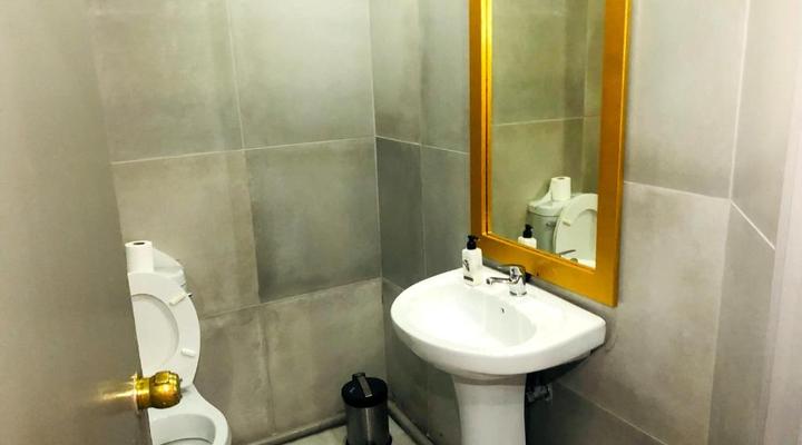 Elephant Springs Hotel & Apartments