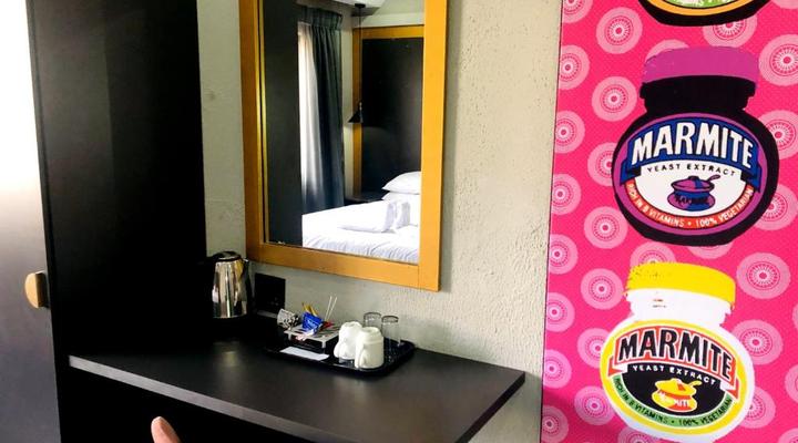 Elephant Springs Hotel & Apartments