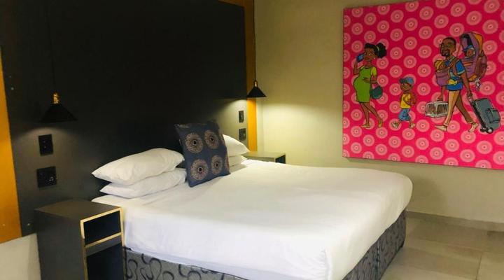 Elephant Springs Hotel & Apartments