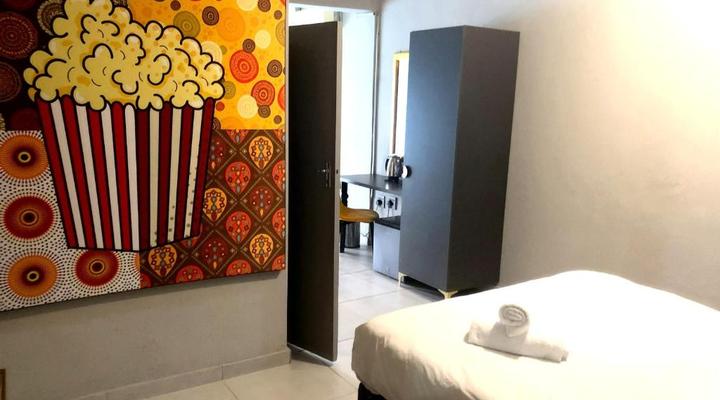 Elephant Springs Hotel & Apartments