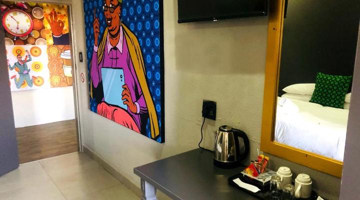 Elephant Springs Hotel & Apartments