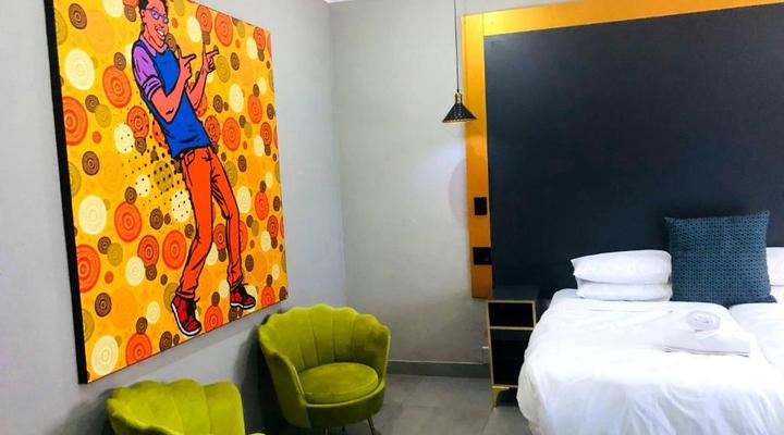 Elephant Springs Hotel & Apartments