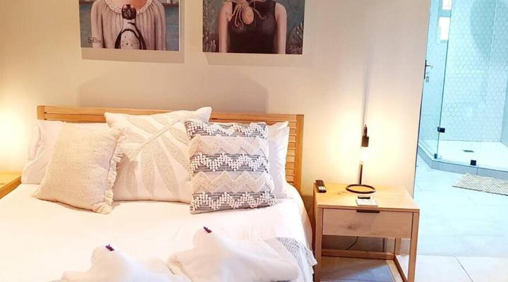 Nicola's at Costa Sarda Knysna