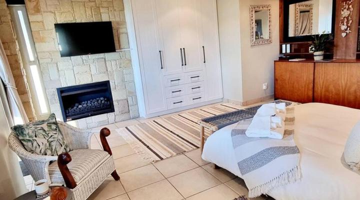 Nicola's at Costa Sarda Knysna