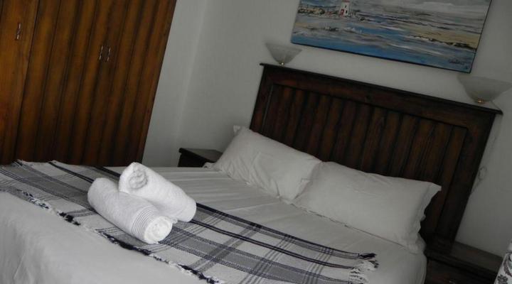 Dula Monate Holiday Flats