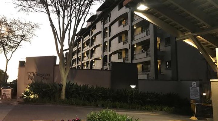 First Divine Suites - Hydro Park