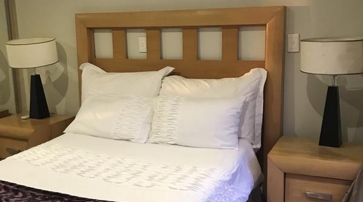 First Divine Suites - Hydro Park