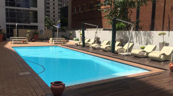 First Divine Suites - Hydro Park