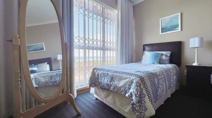 Dolphin View Self Catering