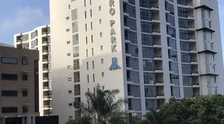 First Divine Suites - Hydro Park