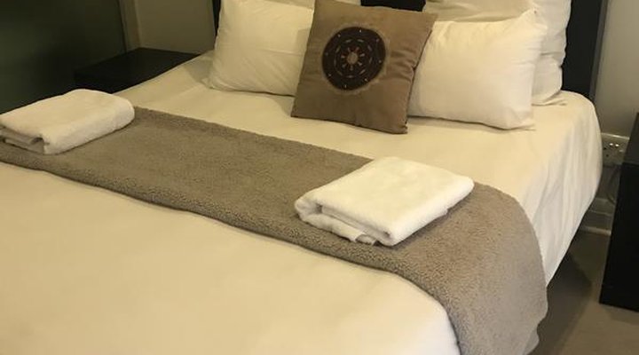 First Divine Suites - Hydro Park