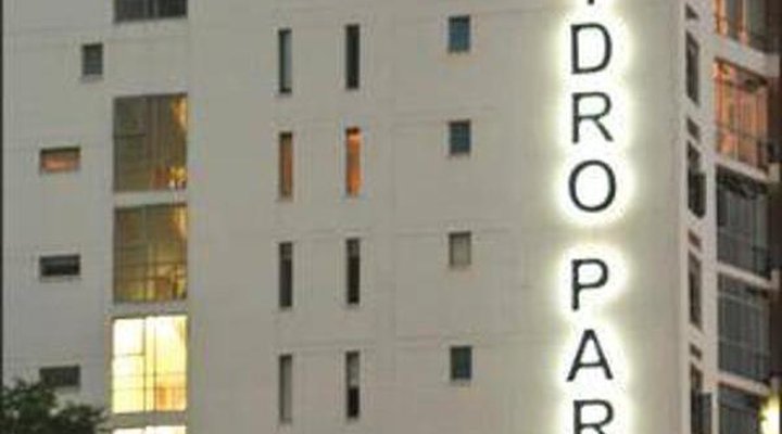 First Divine Suites - Hydro Park