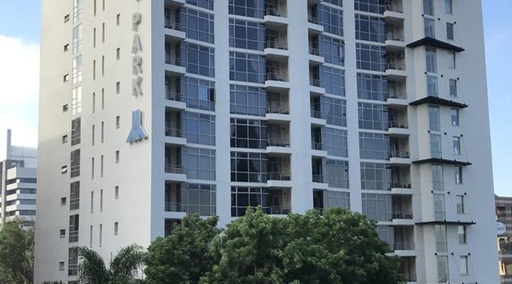 First Divine Suites - Hydro Park