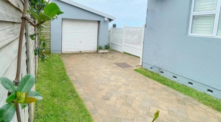 North Breeze Retreats