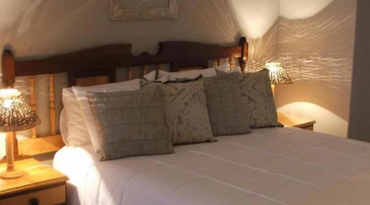 Loch Maree Guest Farm & Field Camp