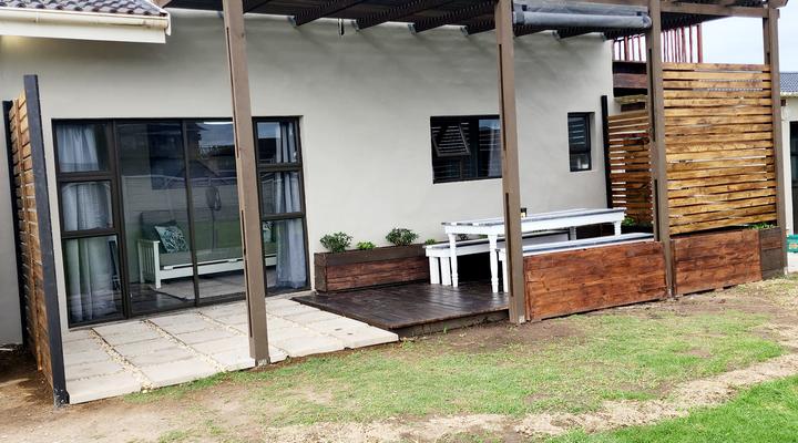 Atlantis Haven Self Catering Accommodation- Sunrise On Sea