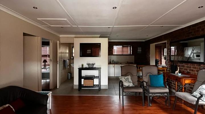 Adri's Self-catering Jeffreys Bay