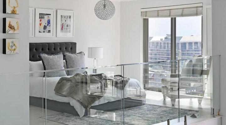 Stay Amazing PMC - Soho