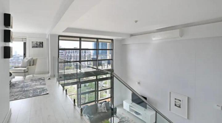 Stay Amazing PMC - Soho