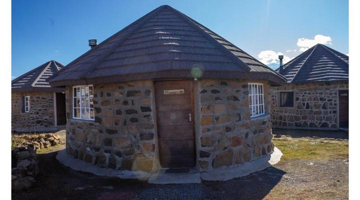 Sani Mountain Escape