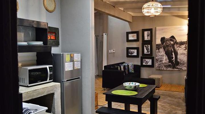 Foxy Crocodile Bush Lodge & Kruger Safaris