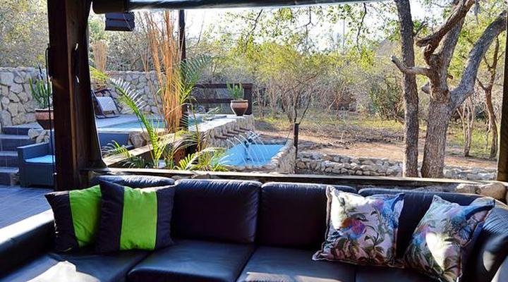 Foxy Crocodile Bush Lodge & Kruger Safaris
