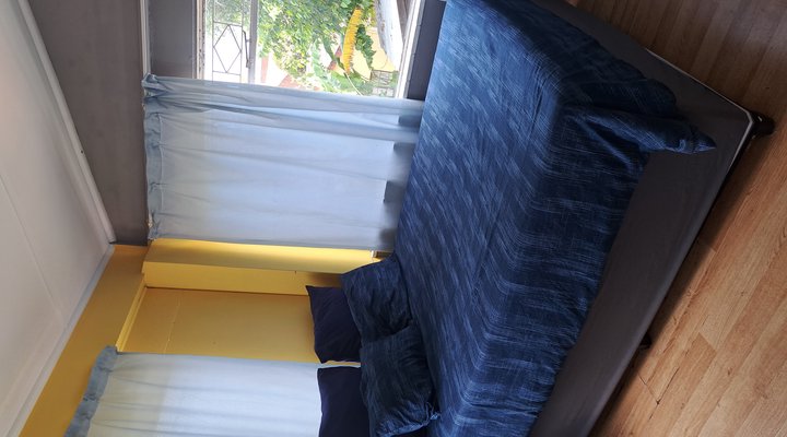 PMB Backpackers