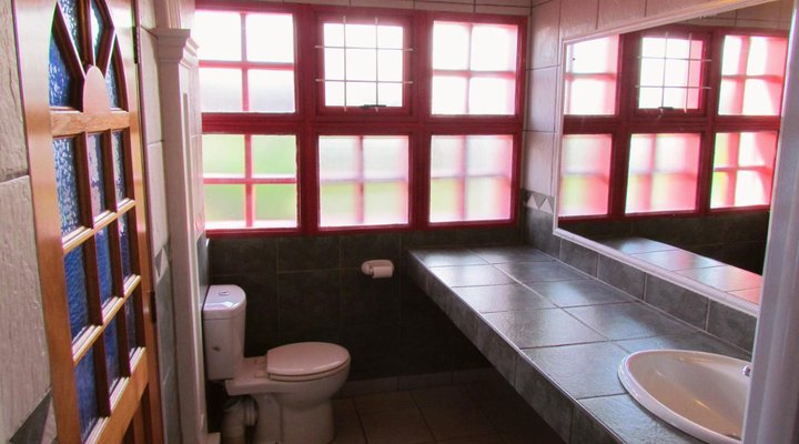 Mountjoy Guest Lodge