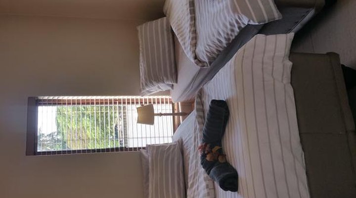 No 6 The Bridge Self Catering Apartment