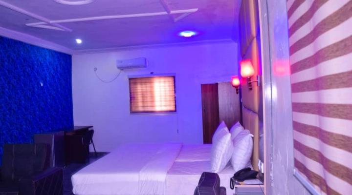 Dallas Grand Beach Hotel & Resort