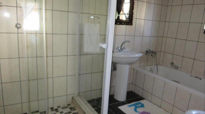 St Bernard's Peak Mountain Lodge