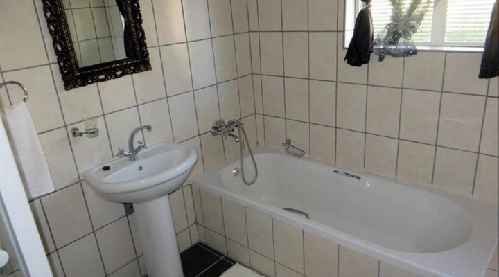 St Bernard's Peak Mountain Lodge