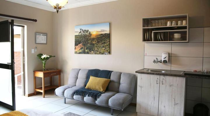 Alucarni Guest House