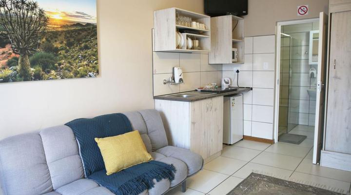 Alucarni Guest House