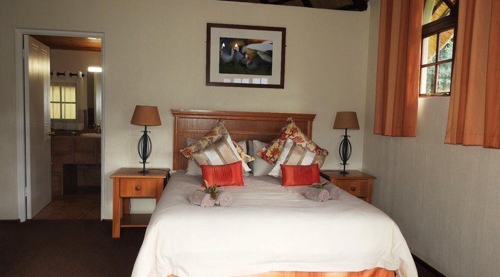Drakensberg Gardens Fairways - Heartwood Mountain Cottage