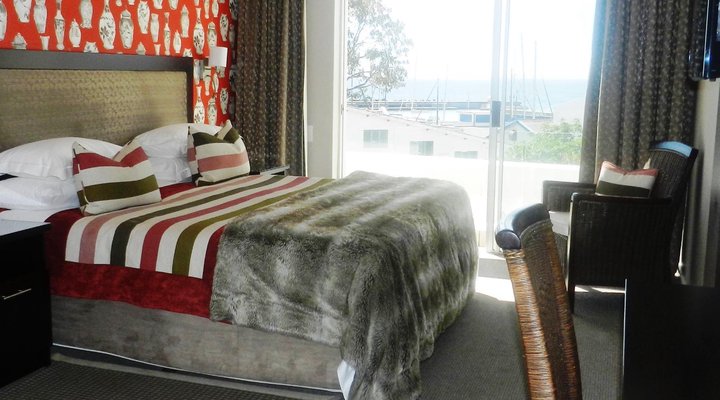 Drakensberg Gardens Fairways - Heartwood Mountain Cottage